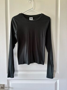 Green Long-Sleeve Ribbed Crewneck Top